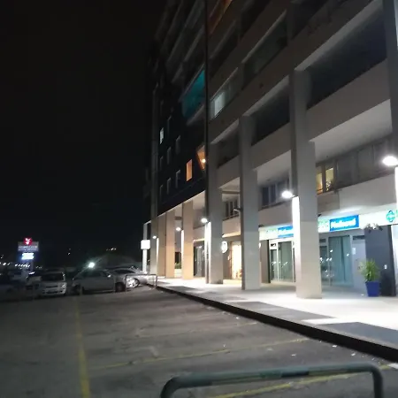 Top Floor Business Apartament *