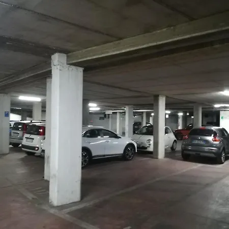 Top Floor Business Apartament * Cosenza